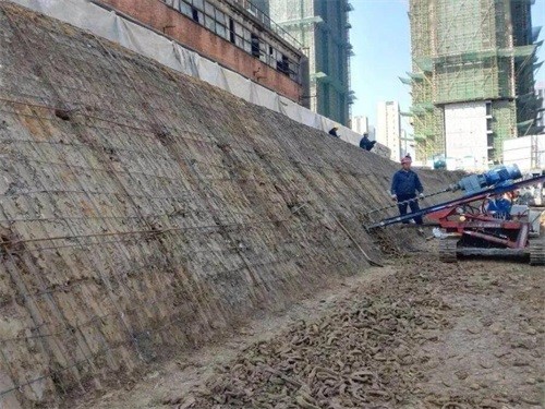 屏山建筑边坡支护