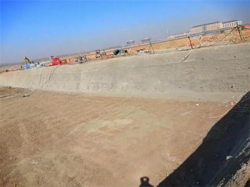 屏山高铁桩基础建设